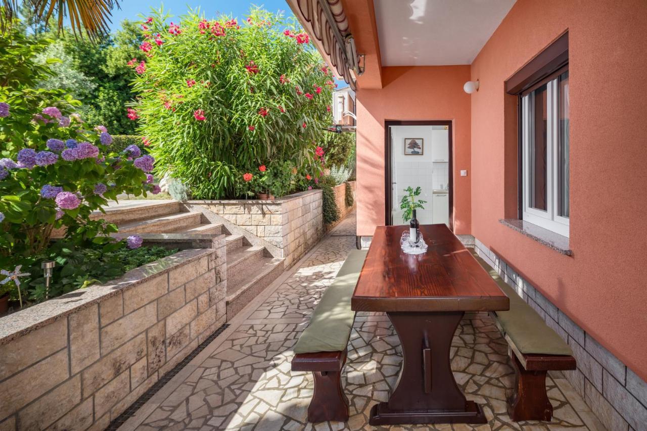 Apartments Marcan Porec Bagian luar foto