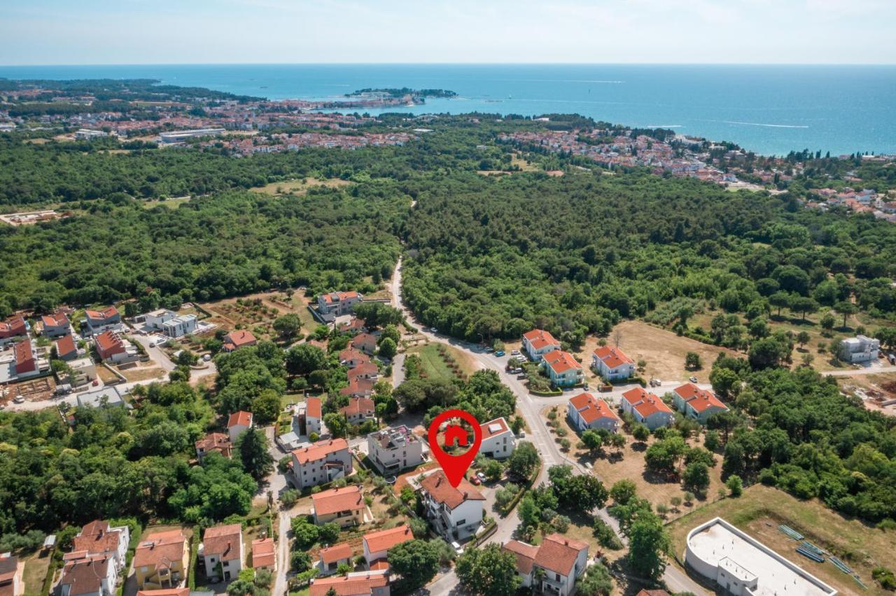 Apartments Marcan Porec Bagian luar foto